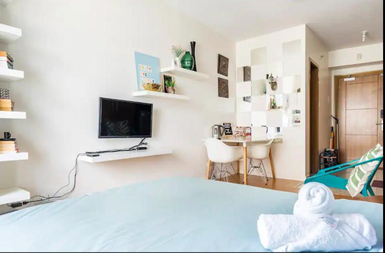 Staycation In Apartment Manila